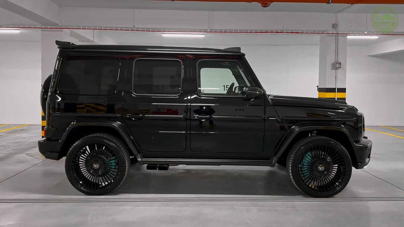 Side1 2026 Mercedes AMG G 63