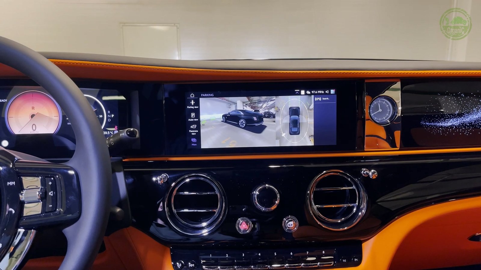 Tech Rolls Royce Spectre 2026