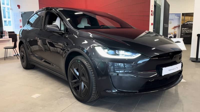Tesla Model X 2026 Feature
