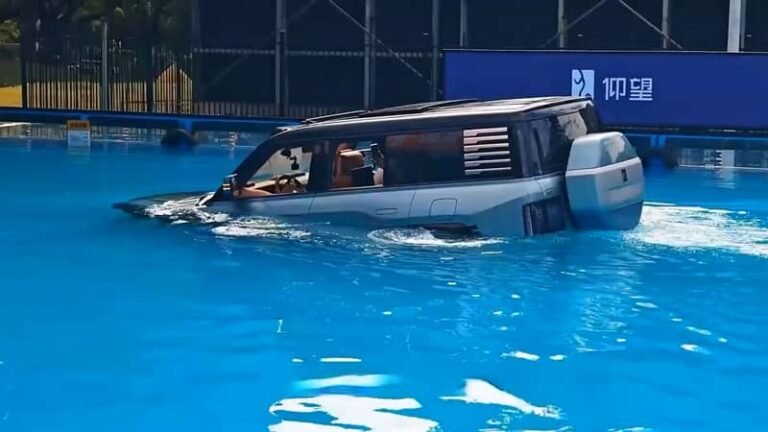 The Car That Is Good At Swimming