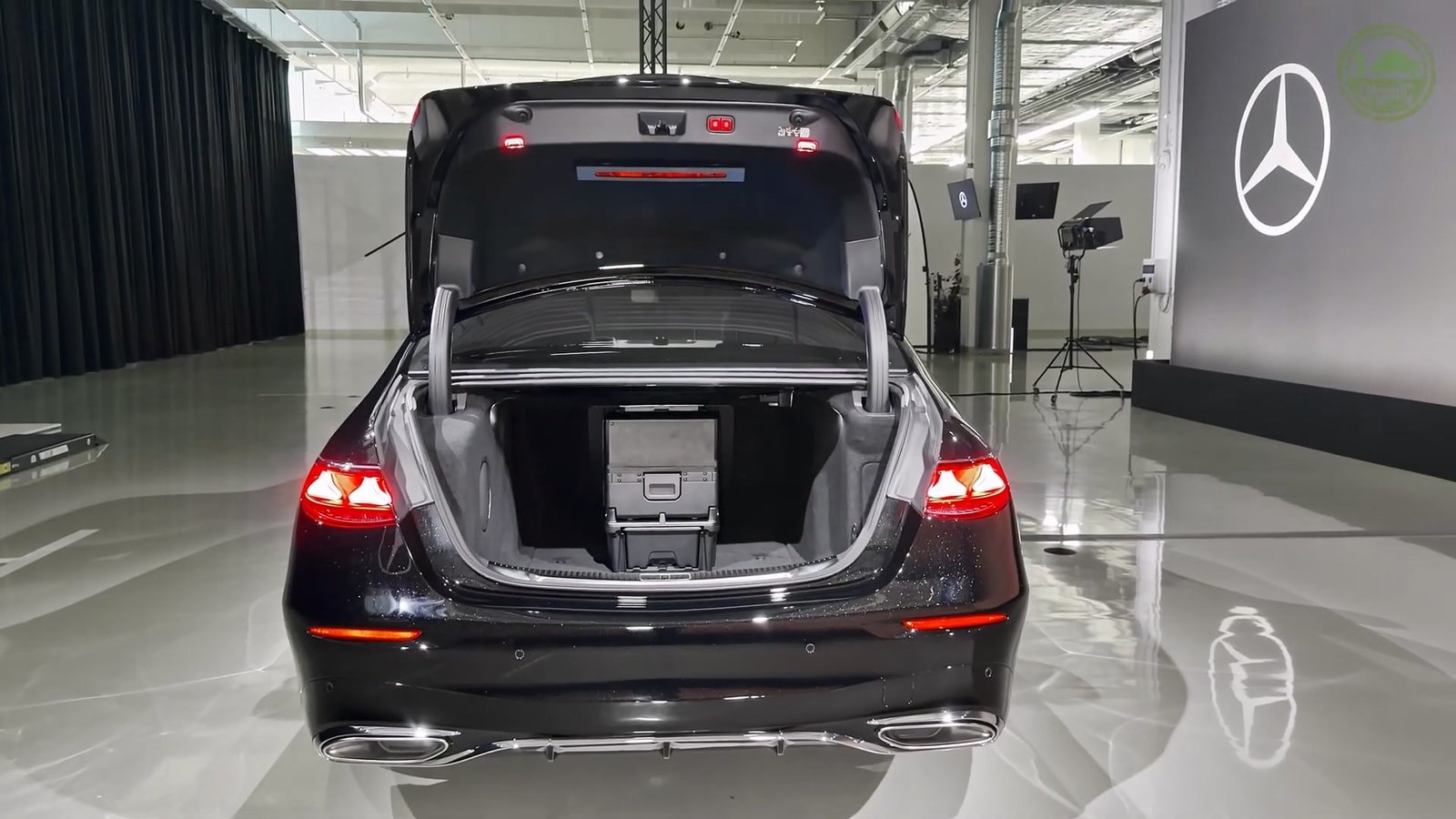 Trunk 2026 Mercedes S Class