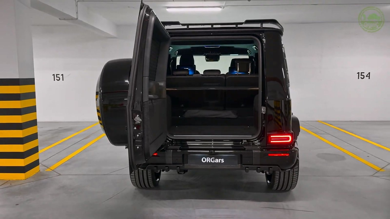 Trunk1 2026 Mercedes AMG G 63
