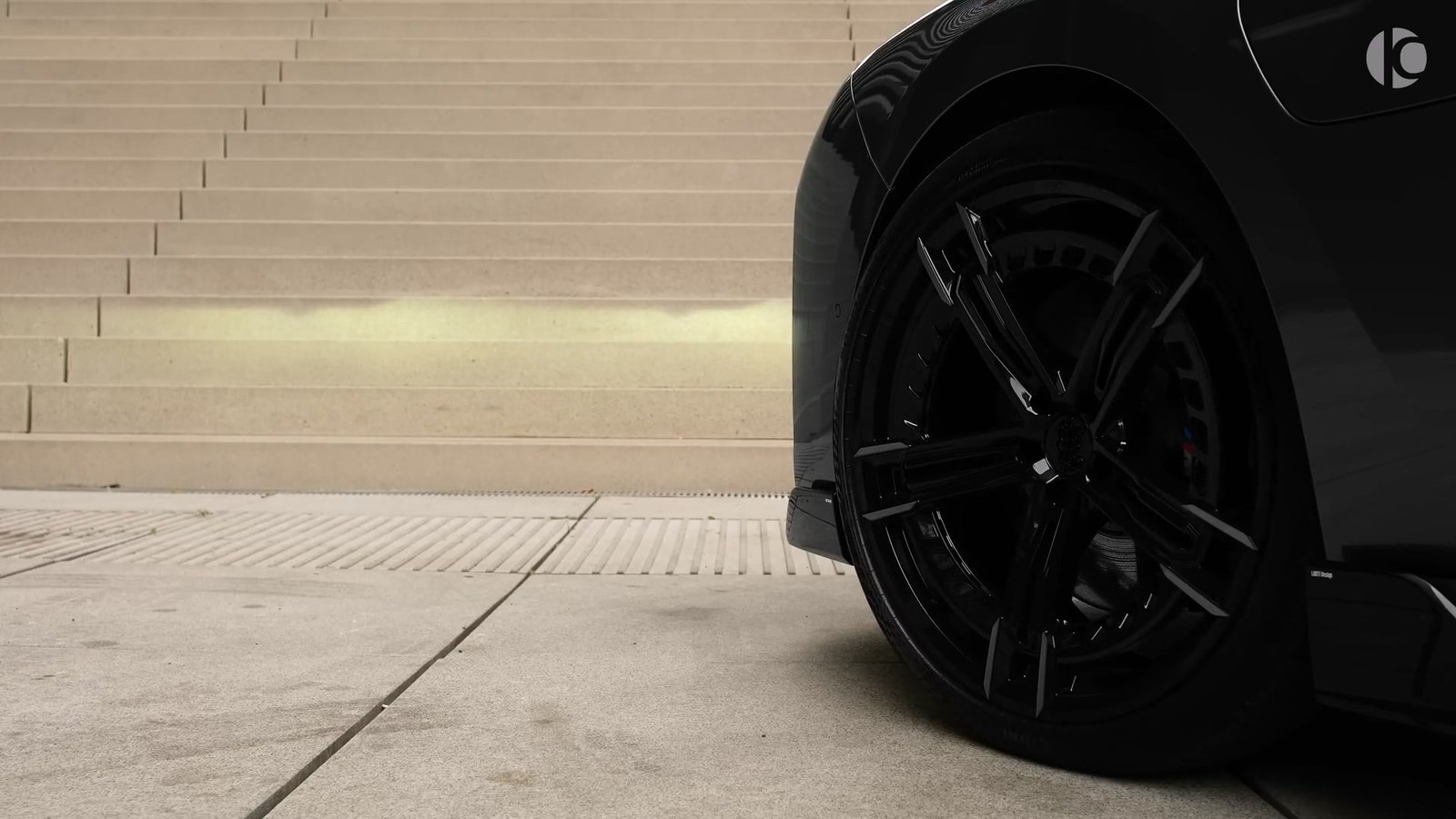 Turn Wheel 2026 BMW 7 Series Individual