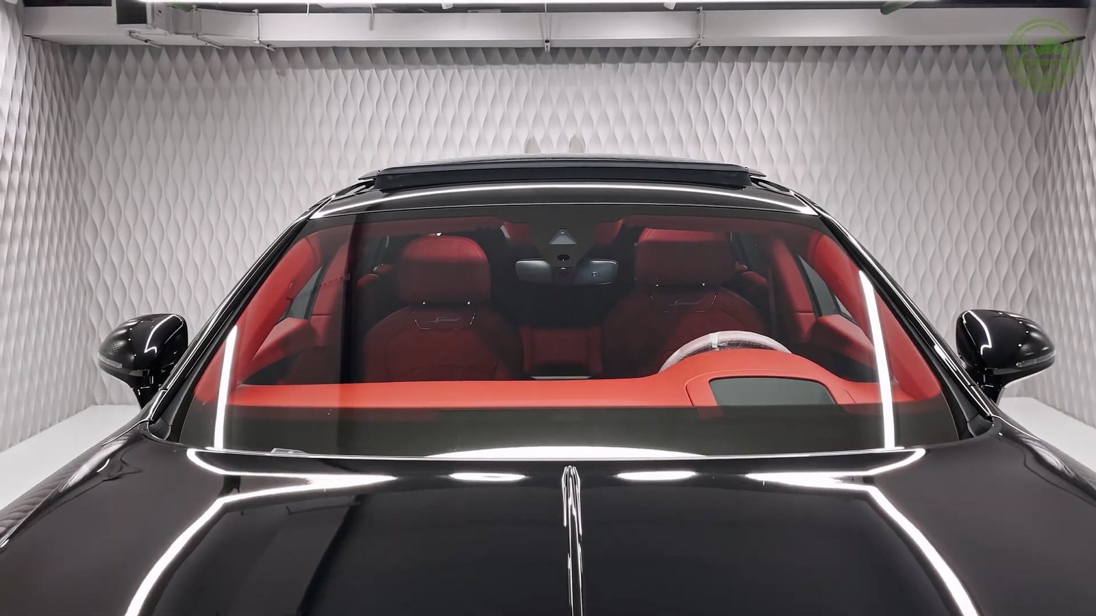 WindShield 2026 Bentley Flying Spur