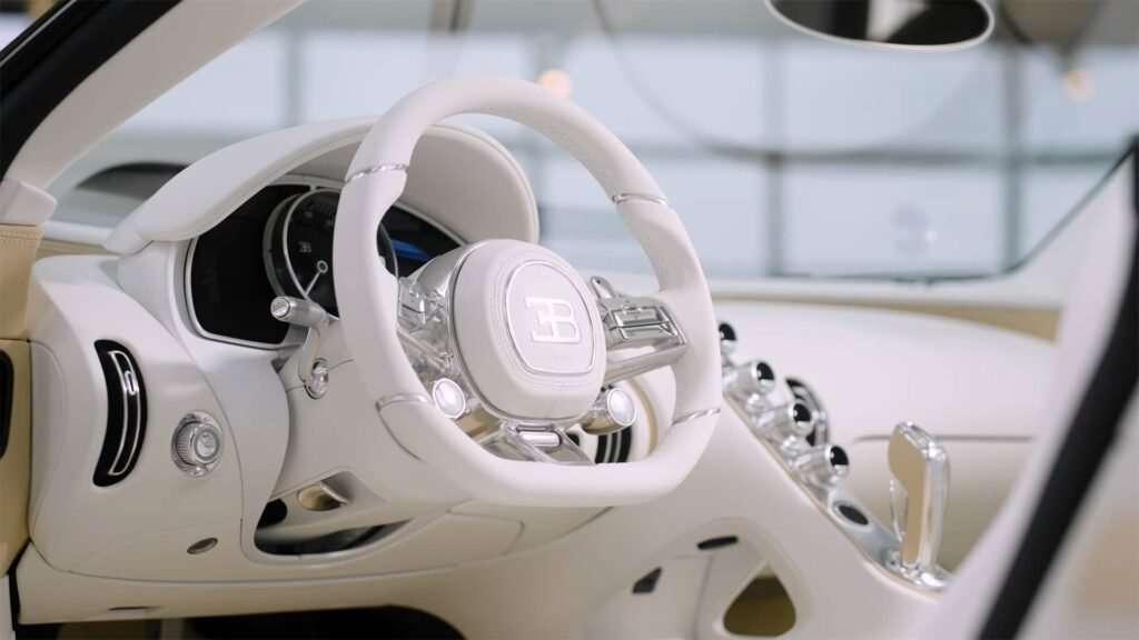 La Perle Rare Bugatti W16 Mistral (3)