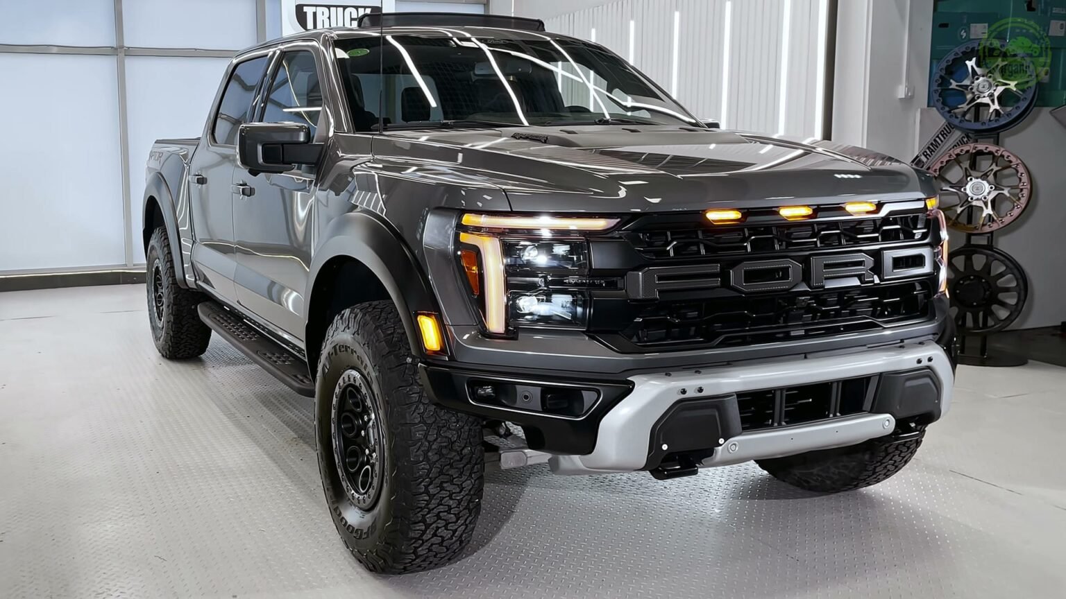 2027 Raptor 2027 Ford F-150 Raptor - XCarspace