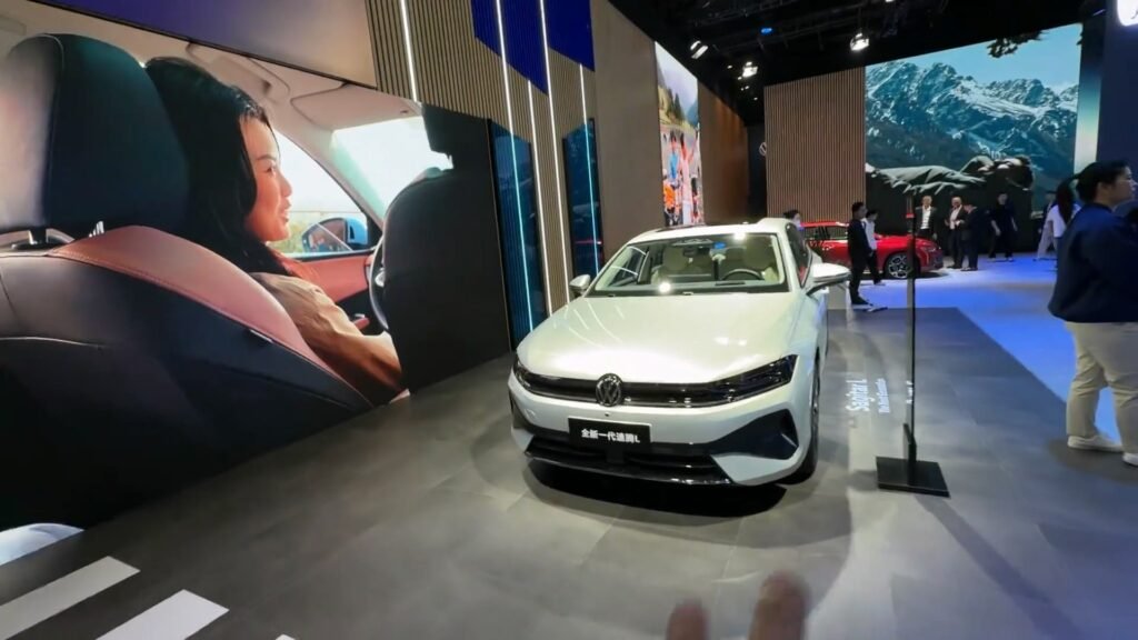 Sagitar‌ L Volkswagen 2026