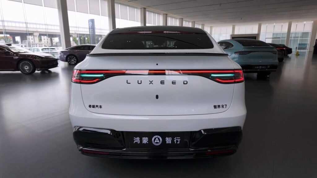 2026 Luxeed R7 (Zhijie R7) (6)