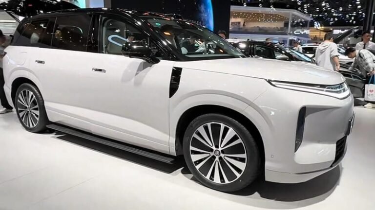 BYD Da Tang 2026 Review, 950km Range, Zero Gravity Seats, and 30,000 Pre Orders in 24 Hours