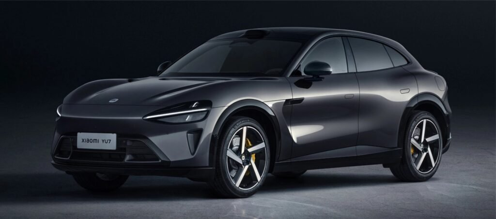 Black 2026 Xiaomi YU7