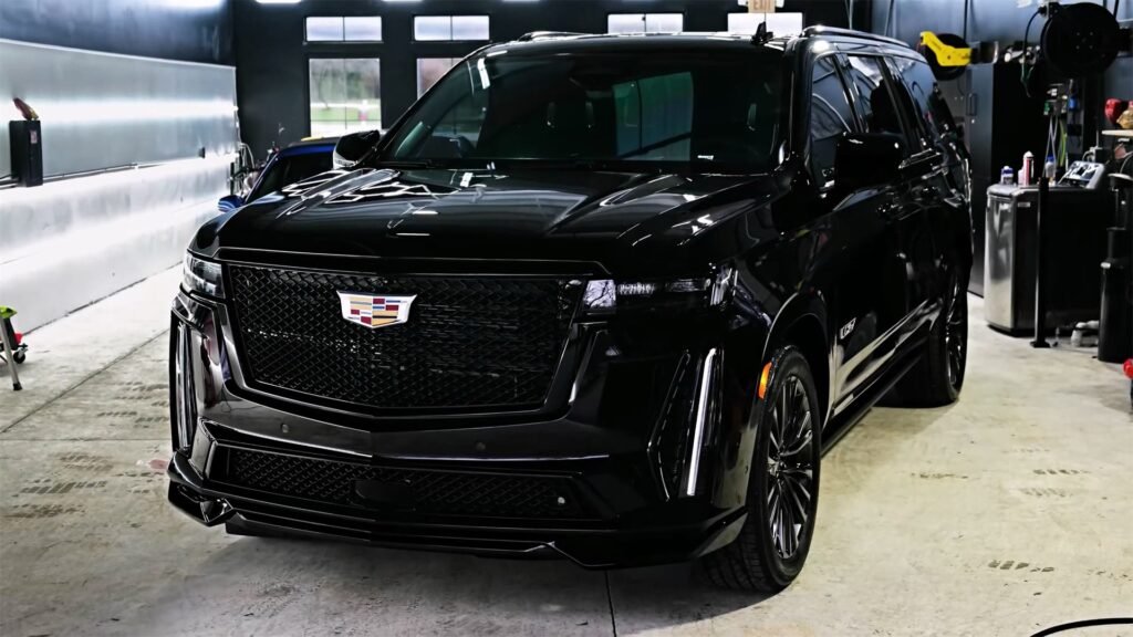 Cadillac Escalade (2)