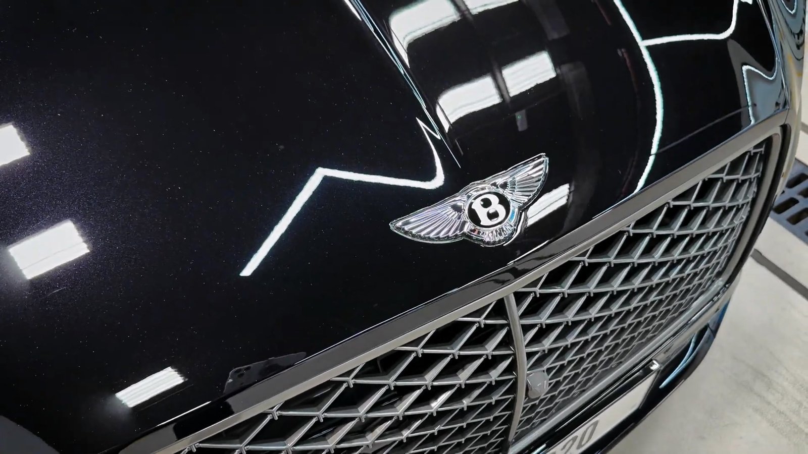 Exterior 2026 Bentley Continental GTC (6)