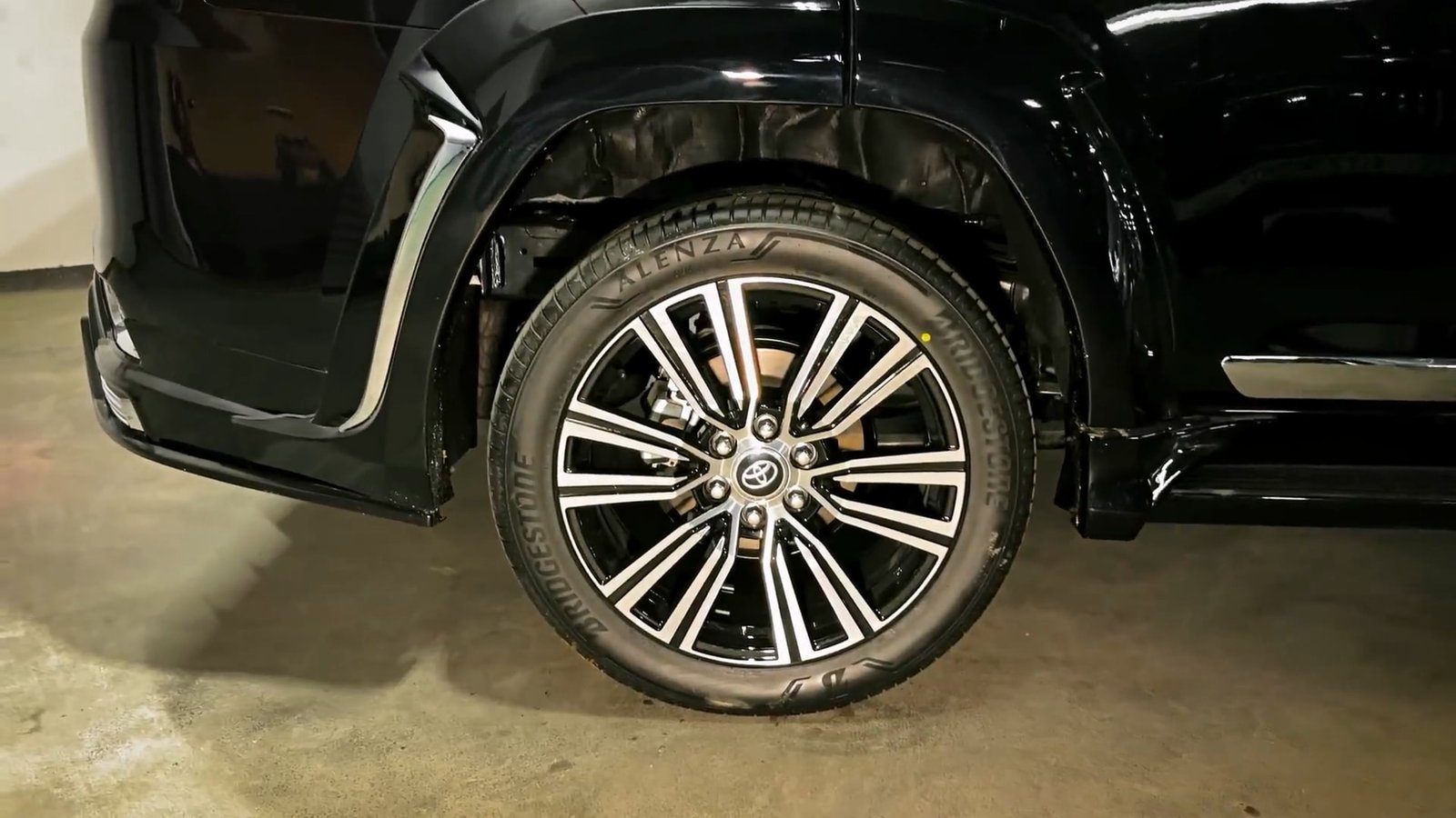 Exterior 2026 Toyota Land Cruiser (17)