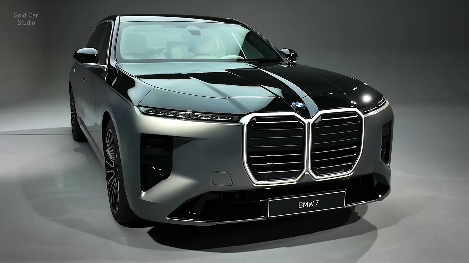 Front 2027 BMW 7 Series M Sport