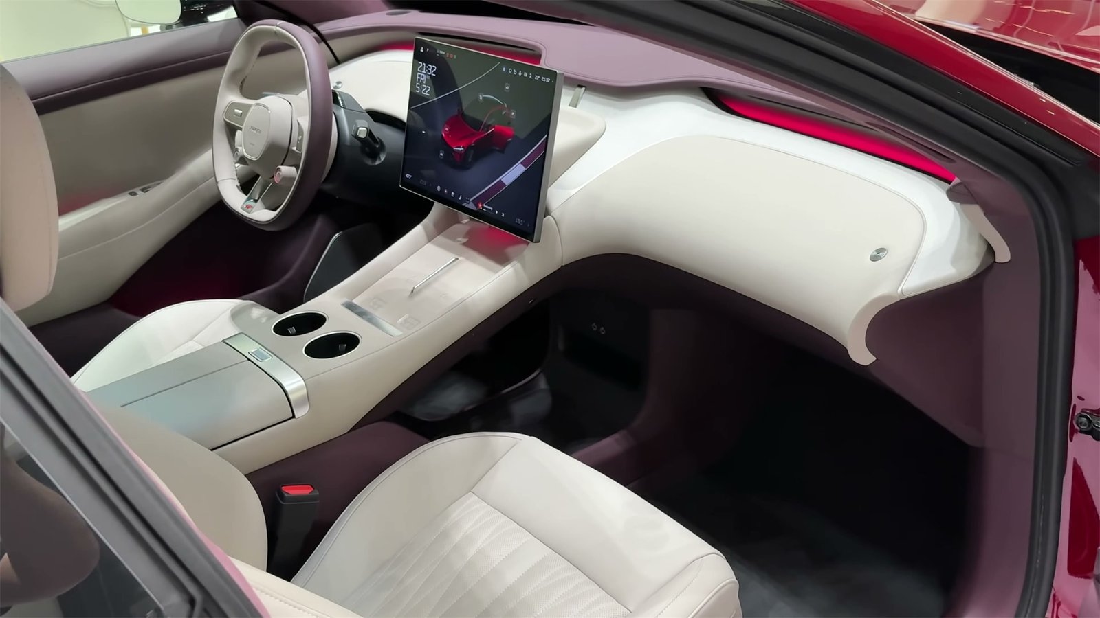 Front Cabin 2026 Xiaomi YU7 GT