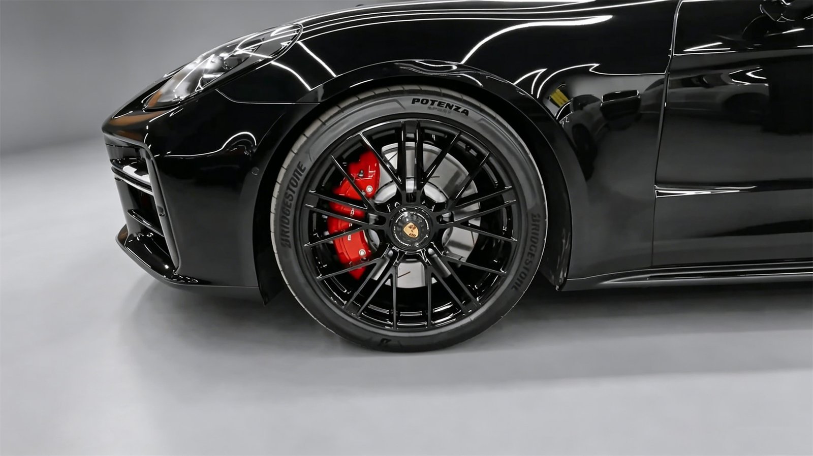 Front Rear 2027 Porsche Panamera GTS