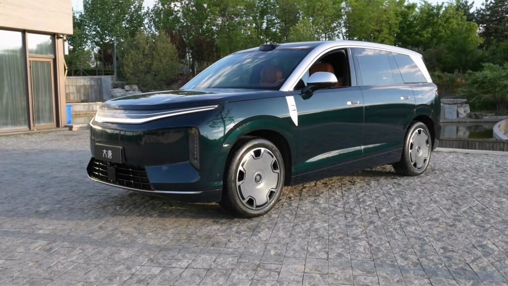 Green BYD Da Tang 2026