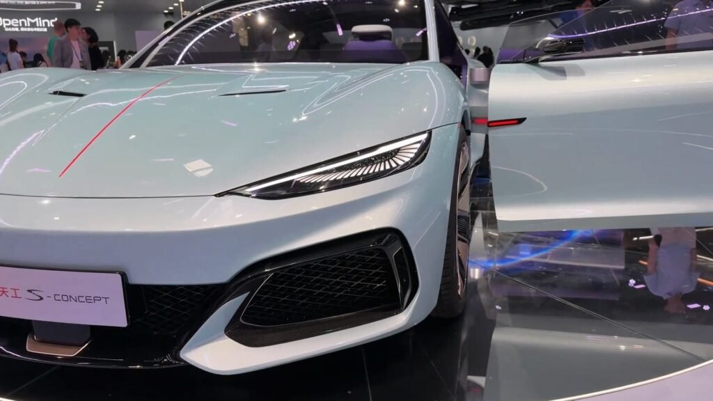Head Light 2026 Hongqi TianGong S Concept