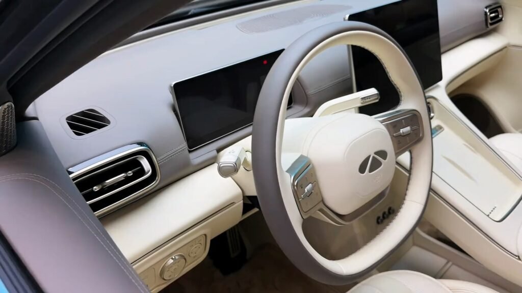 Interior 2026 Chery Fengyun A9L GT