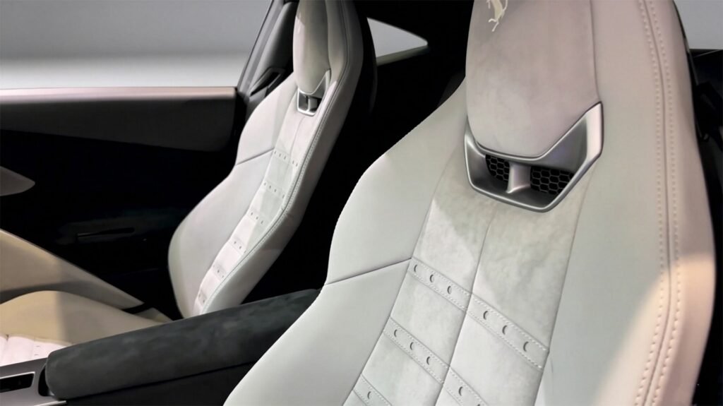 Interior 2027 Ferrari Amalfi (11)