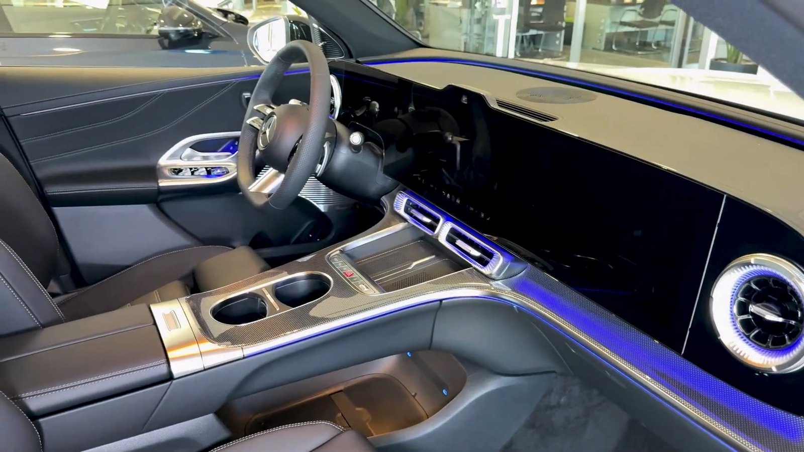 Interior 2027 Mercedes GLC EV