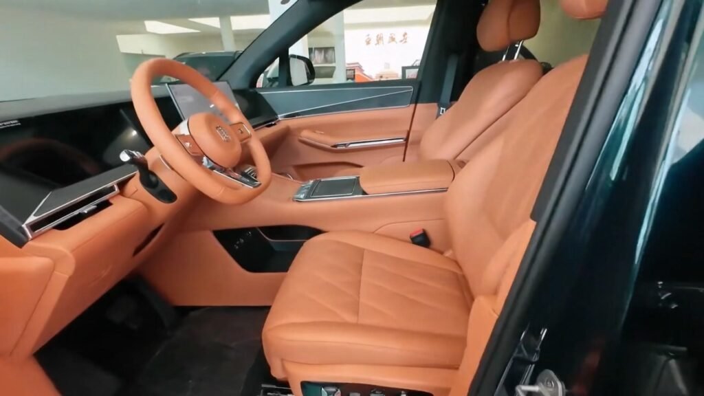 Interior BYD Da Tang 2026