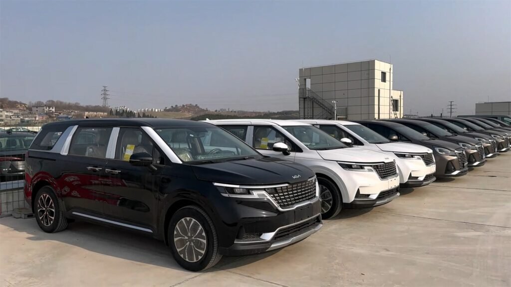Kia Carnival