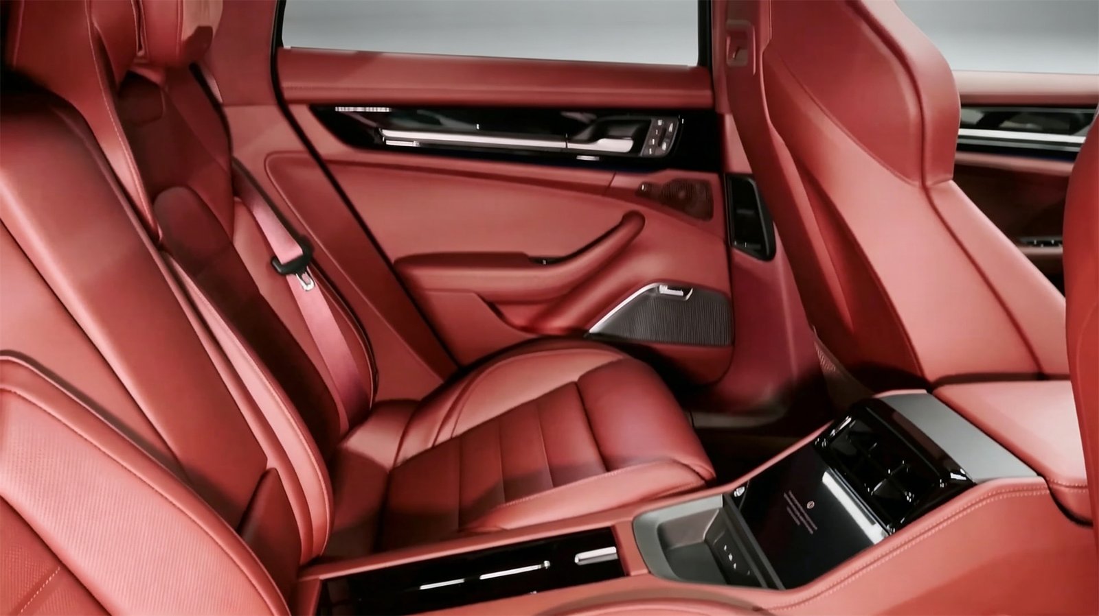 Rear Cabin 2027 Porsche Panamera GTS
