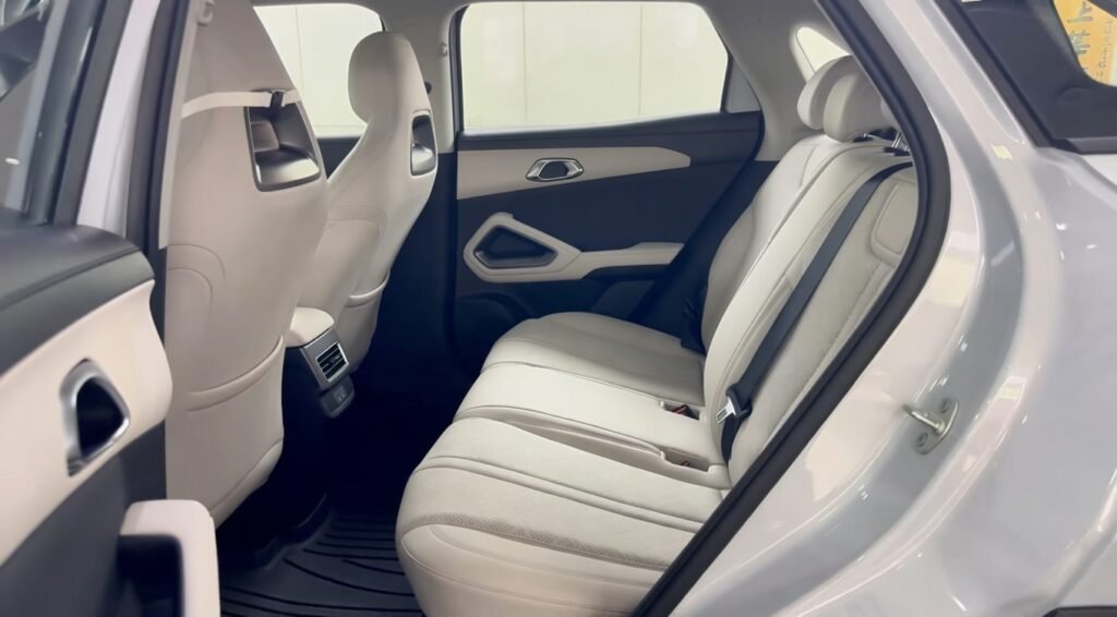 Rear Cabin BYD Yuan UP 2026