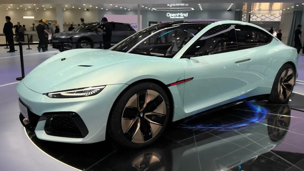 Right 2026 Hongqi TianGong S Concept
