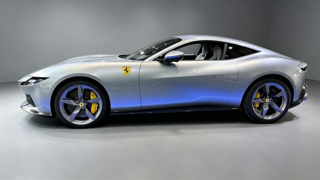 Side 2027 Ferrari Amalfi