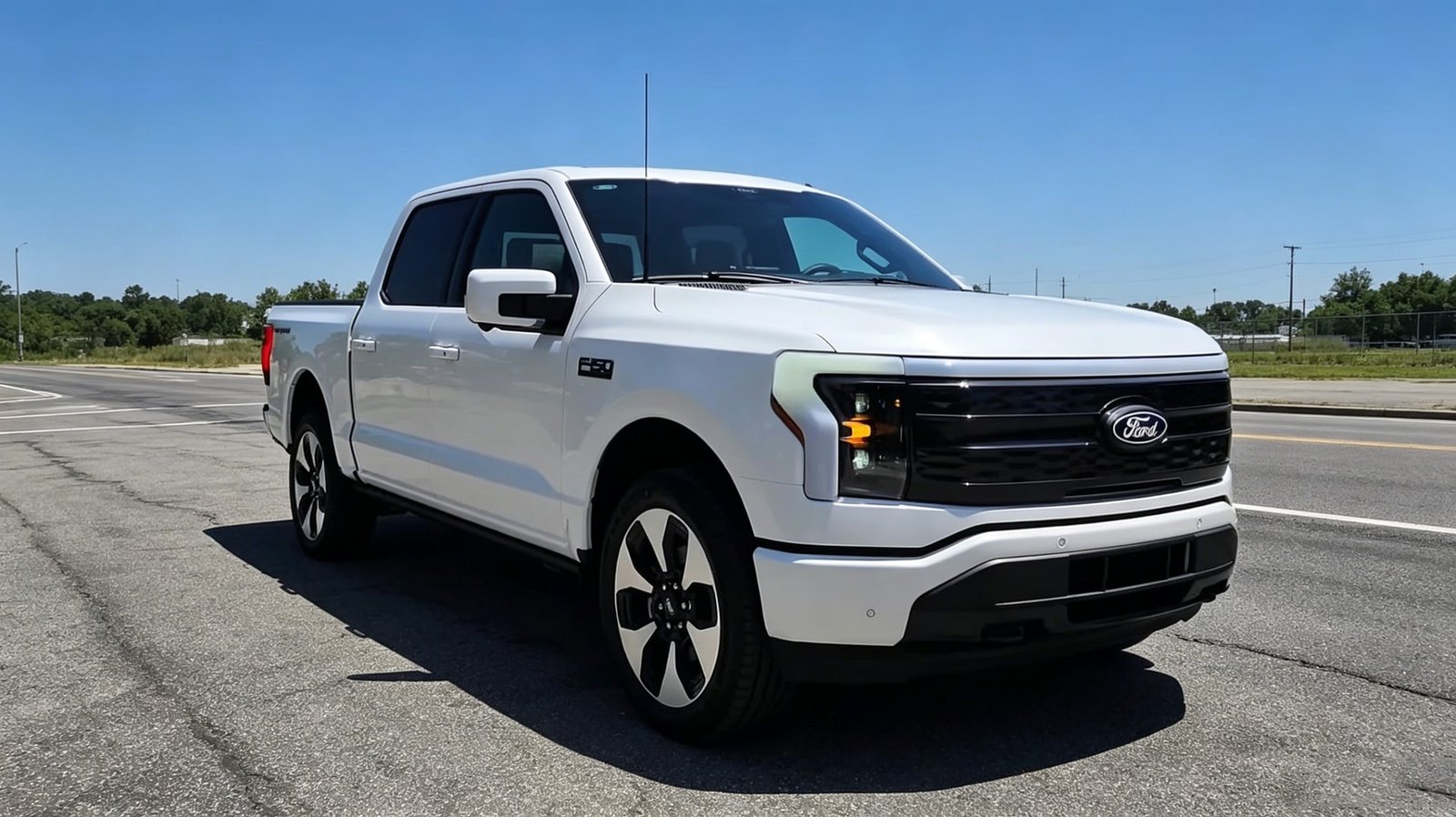 2025 Ford F 150 Lightning Platinum Top 2 Best Electric Pickup Trucks
