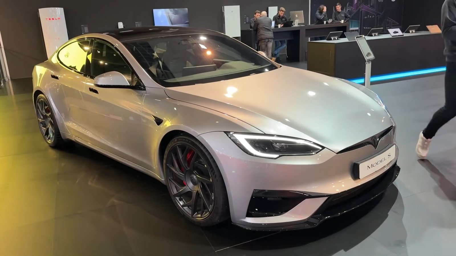 2026 Tesla Model S Plaid