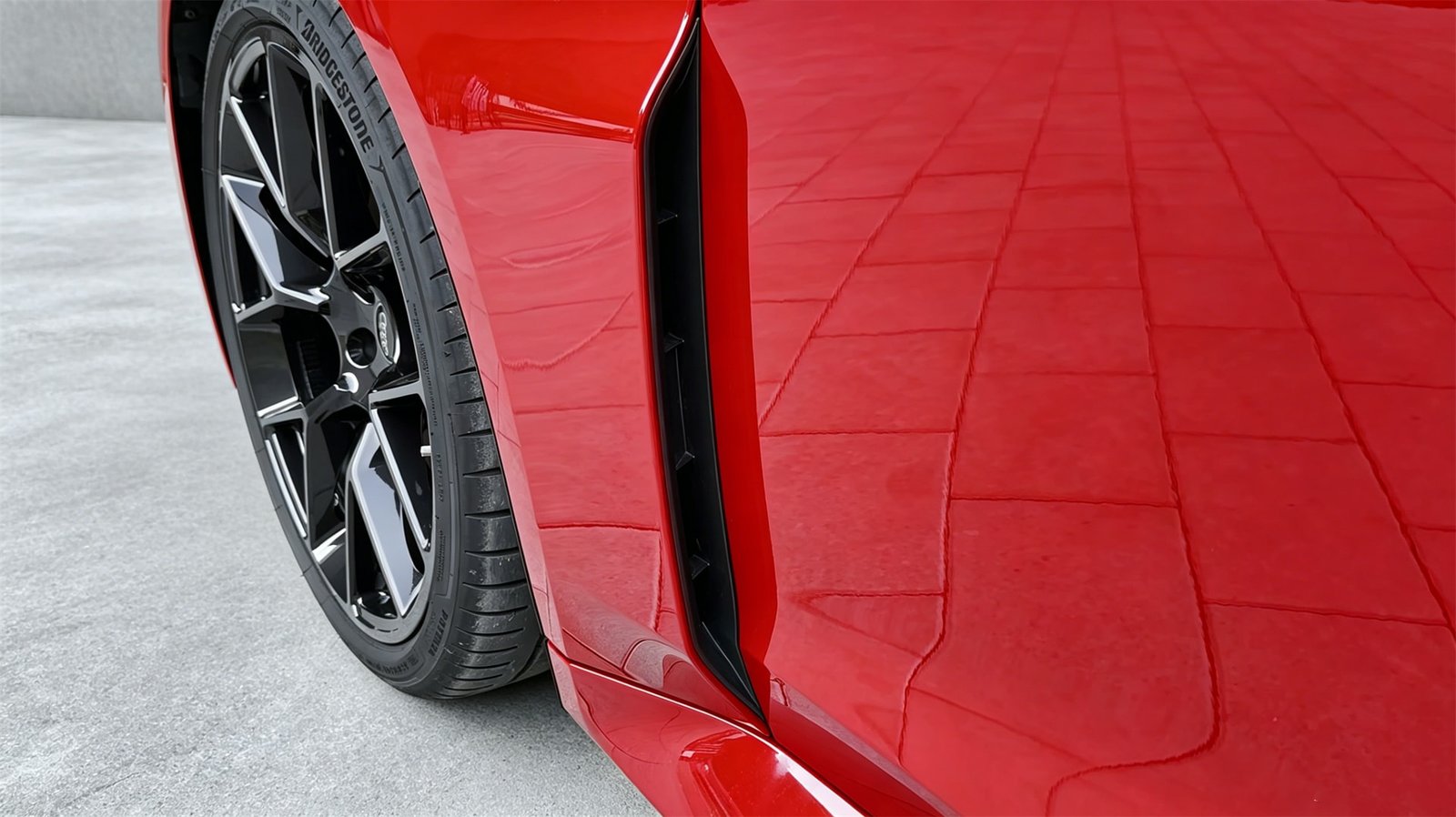 Close up 2027 Audi RS5 Avant (4)