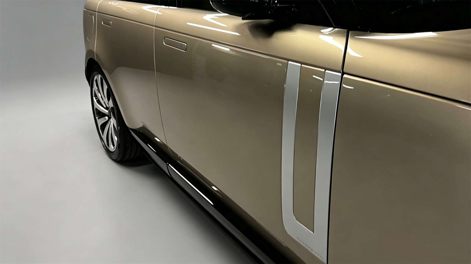Colse Up 2026 Range Rover (5)
