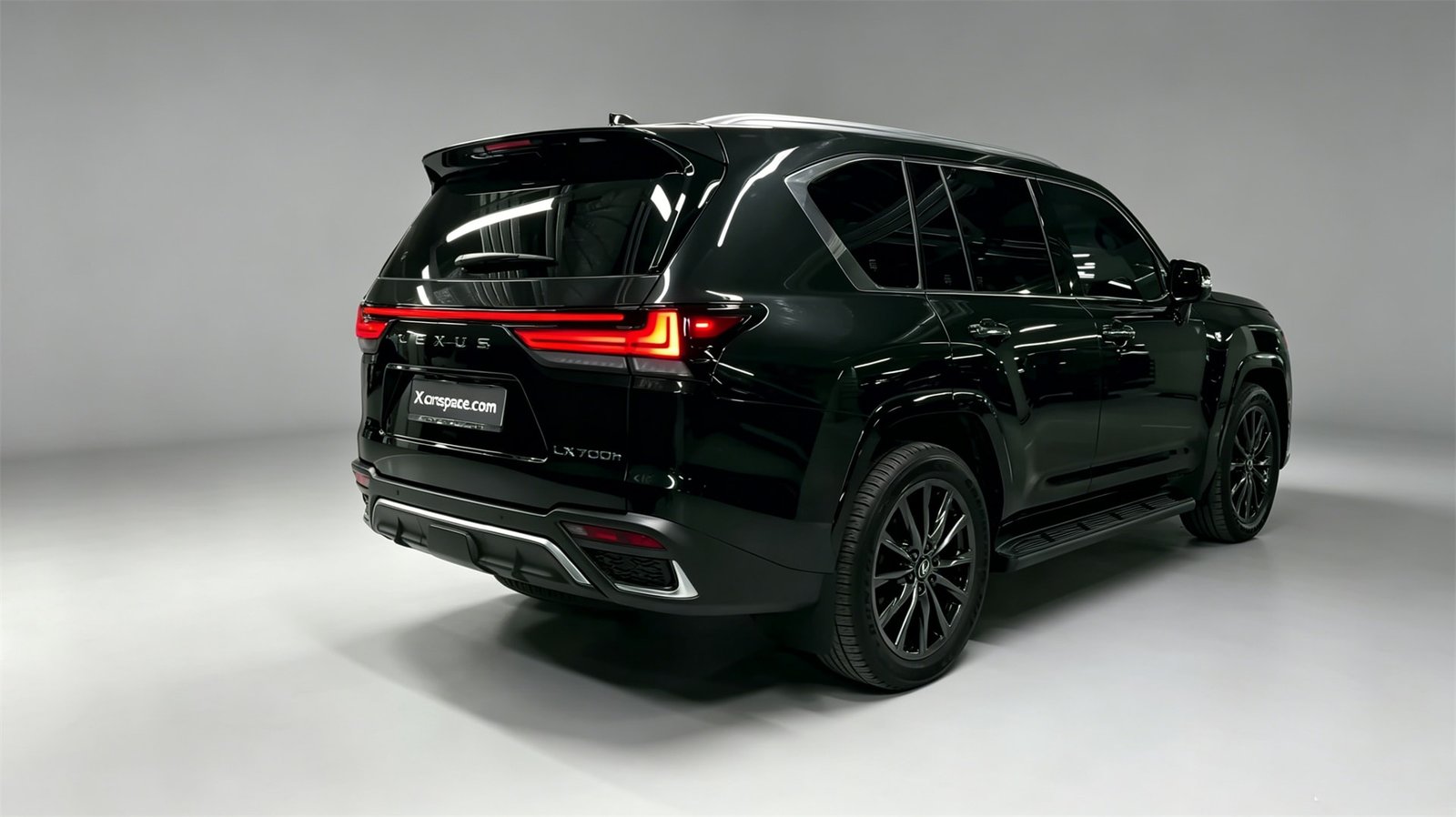 Exterior 2026 Lexus LX700h (3)