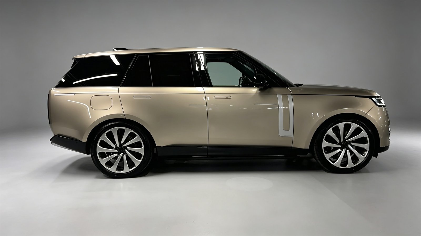 Exterior 2026 Range Rover (5)