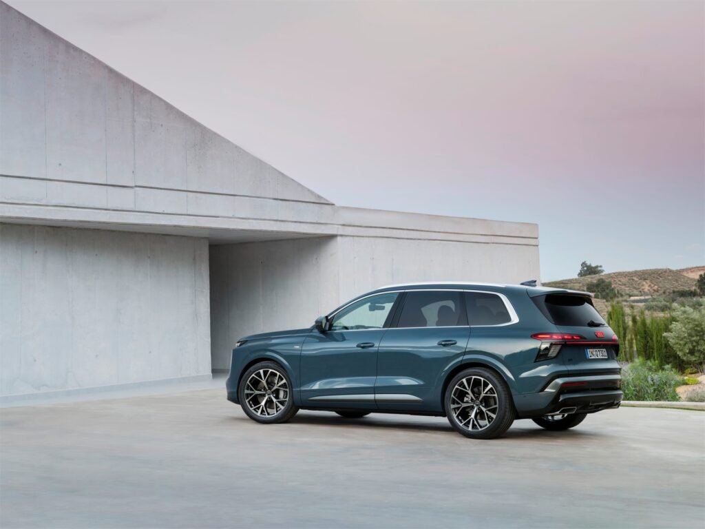 Exterior 2027 Audi Q7 (9)