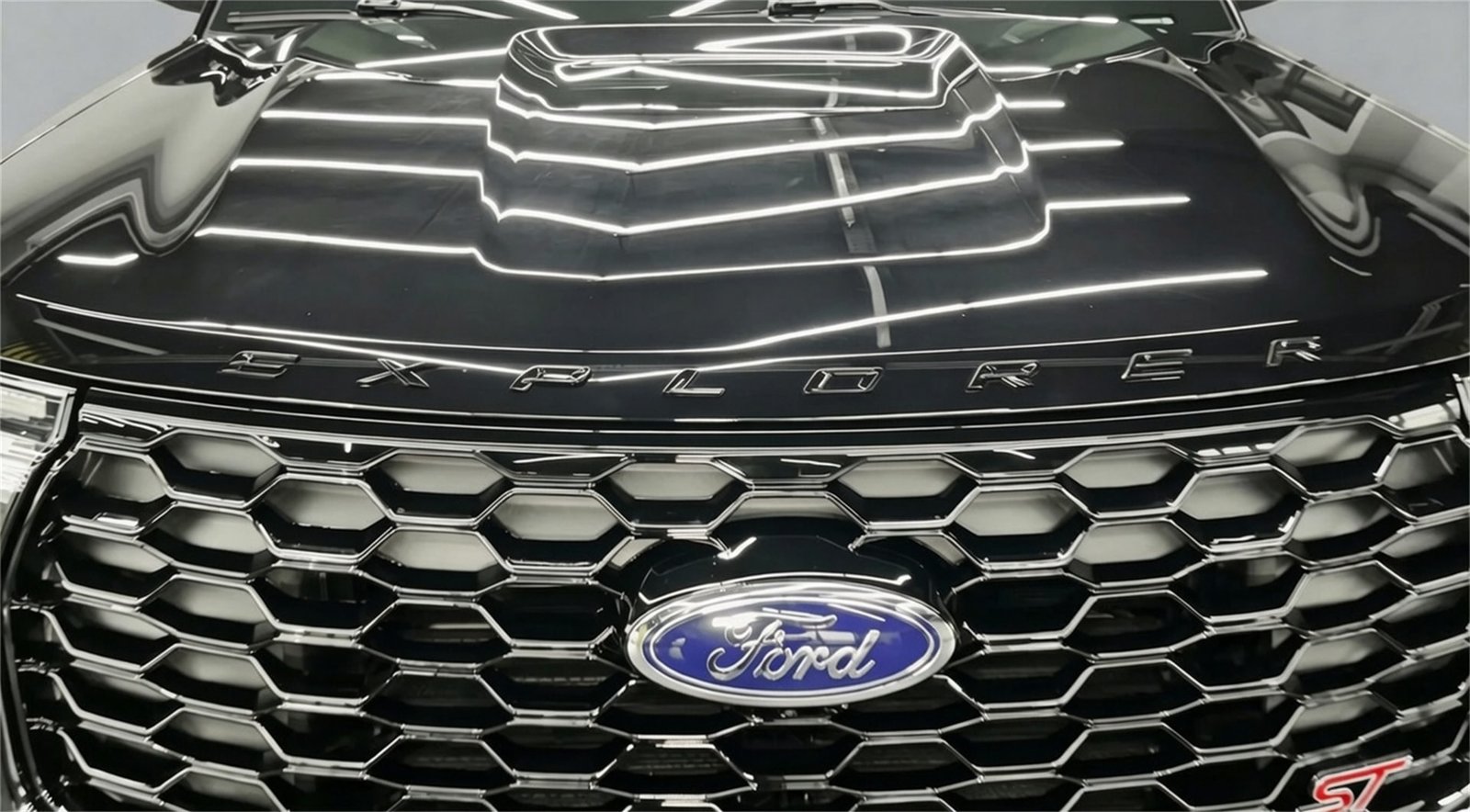 Exterior 2027 Ford Explorer ST (10)