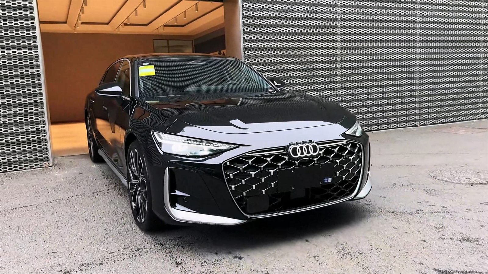Front Audi A6L 2026
