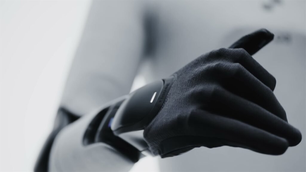 Hand Figure 03