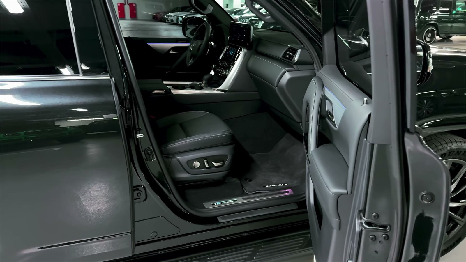 Interior 2026 Lexus LX700h (4)