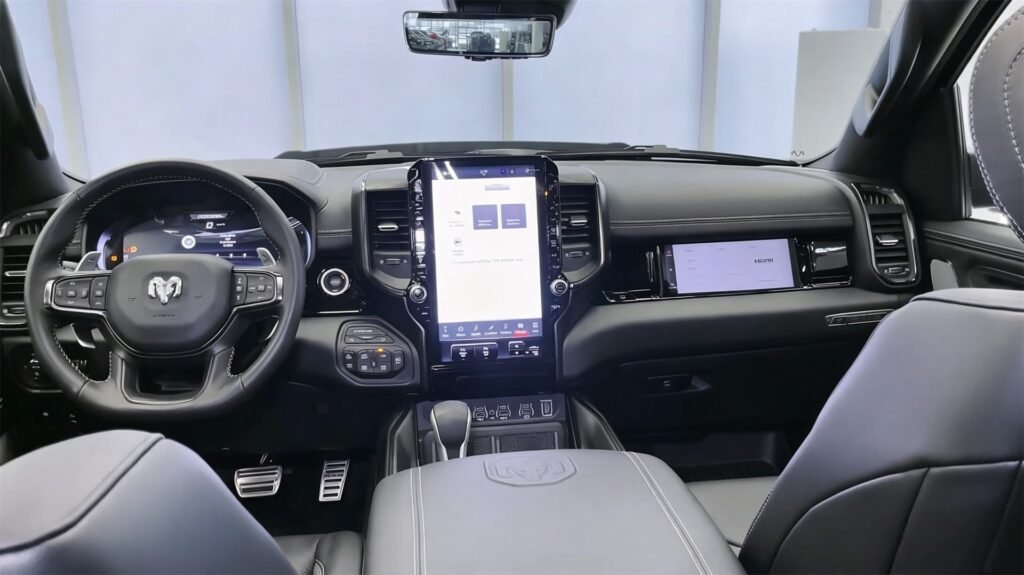 Interior 2026 RAM 1500 Rebel GT (1)