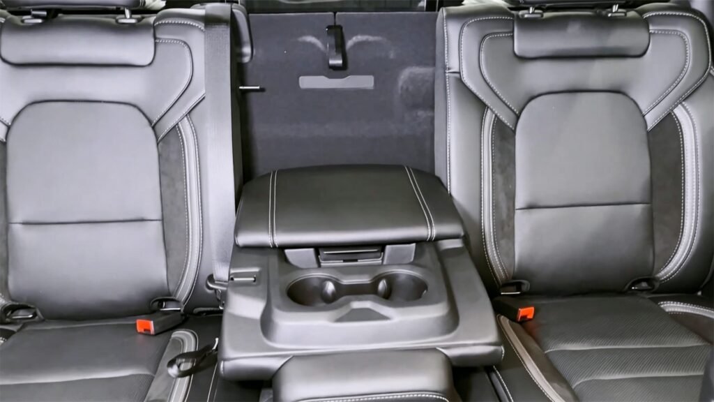 Interior 2026 RAM 1500 Rebel GT (3)