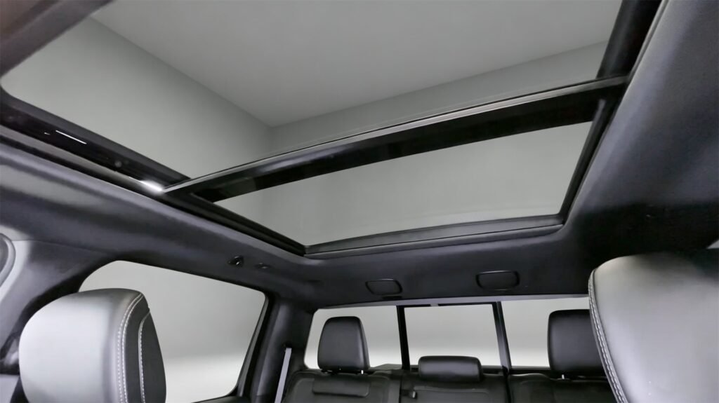 Interior 2026 RAM 1500 Rebel GT (5)