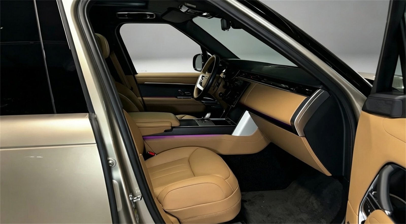 Interior 2026 Range Rover (8)