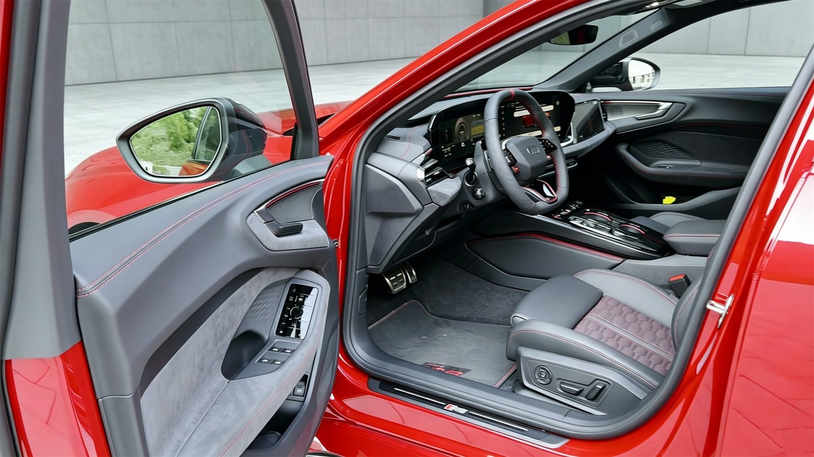 Interior 2027 Audi RS5 Avant (1)