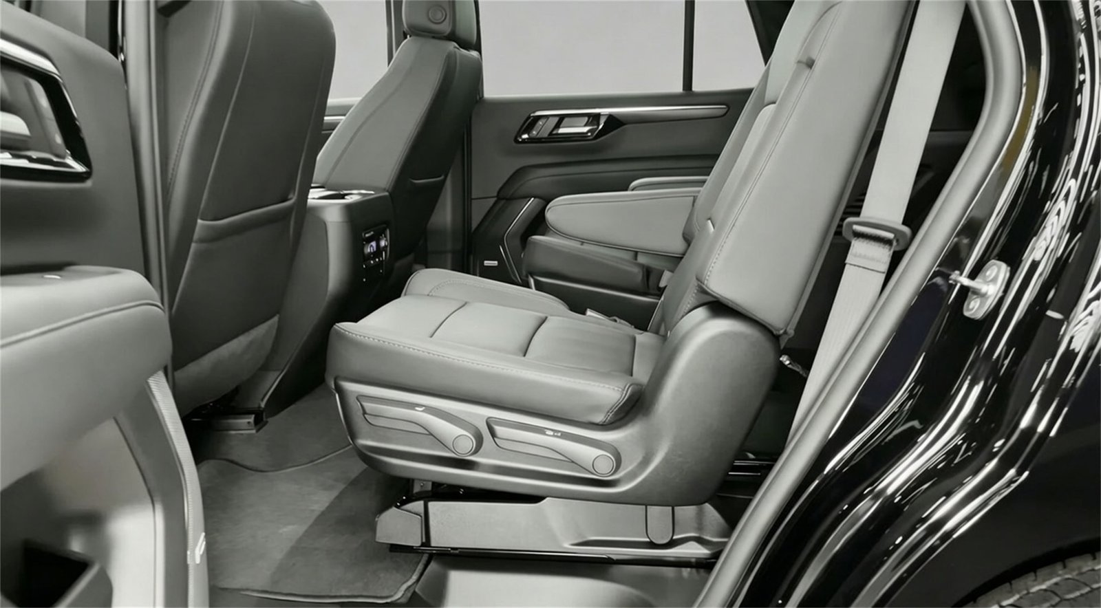Interior 2027 Chevrolet Tahoe Z71 (9)
