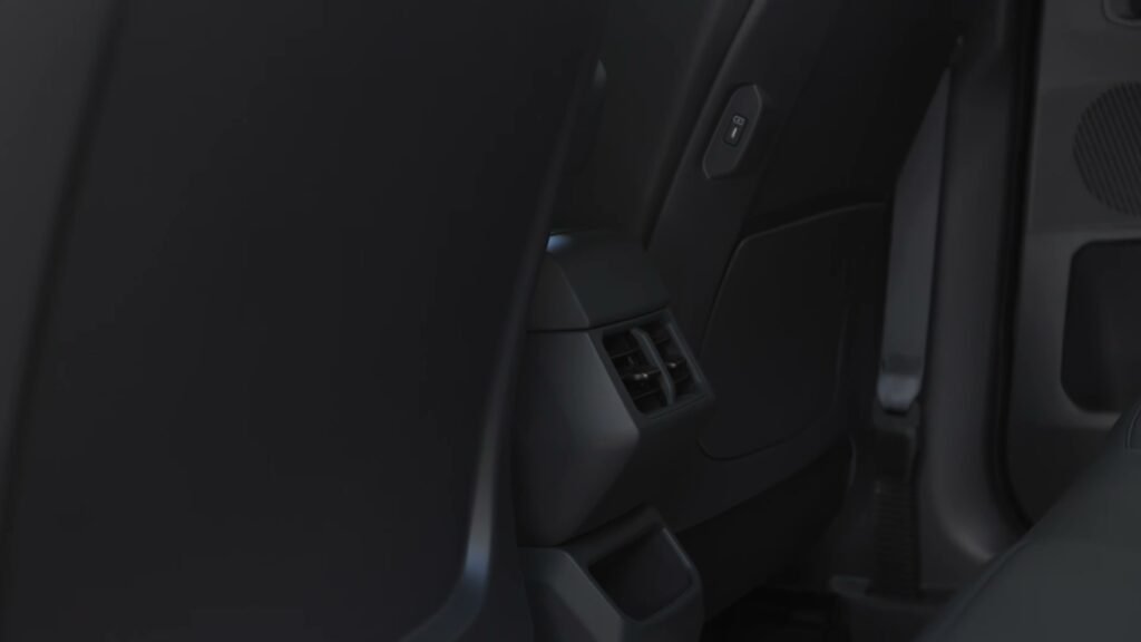 Interior 2027 Kia Seltos (8)