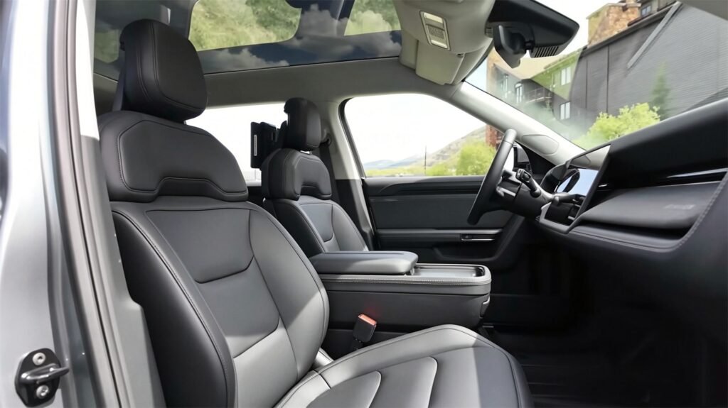 Interior 2027 Rivian R2 (10)